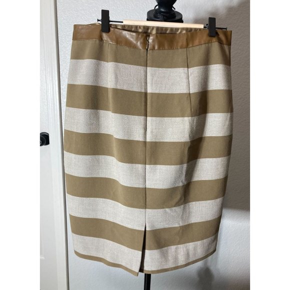 De Collection -Athens Striped -Pencil Skirt -Womens-Size M-Good Condition - Picture 2 of 5